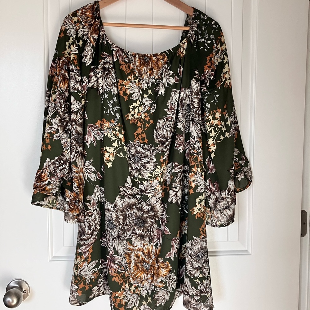 Women’s altered state peasant dress